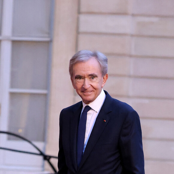 Bernard Arnault arrivant au dîner d'état au palais de l'Elysée à Paris en l'honneur de la visite du roi et de la reine de Belgique en France le 14 octobre 2024. © Dominique Jacovides / Bestimage  Celebs Arrivals at the state dinner at the Elysée Palace in Paris in honour of the visit of the King and Queen of Belgium to France on october 14th 2024 