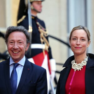 Stéphane Bern, Adelaïde de Clermont-Tonnerre et le designer Edouard Vermeulen arrivant au dîner d'état au palais de l'Elysée à Paris en l'honneur de la visite du roi et de la reine de Belgique en France le 14 octobre 2024. © Dominique Jacovides / Bestimage  Celebs Arrivals at the state dinner at the Elysée Palace in Paris in honour of the visit of the King and Queen of Belgium to France on october 14th 2024 