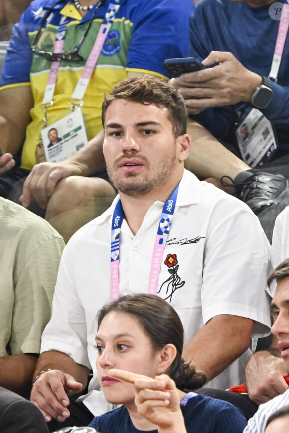 Antoine Dupont- Célébrités assistent aux épreuves de gymnastique lors des Jeux Olympiques de Paris 2024 (JO) au Palais omnisports Bercy Arena, à Paris, France, le 30 juillet 2024. © Jacovides-Perusseau/Bestimage