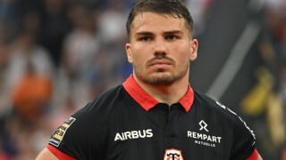 "Ouvrez les vrais dossiers..." : Antoine Dupont soupçonné de dopage par un grand nom du sport français