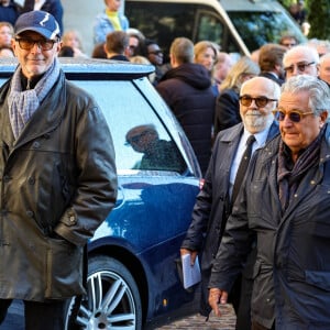 Thierry Lhermitte, Gérard Jugnot, Christian Clavier - Sortie des Obsèques de Michel Blanc en l'église Saint-Eustache à Paris, le 10 octobre 2024. © Moreau / Jacovides / Bestimage 