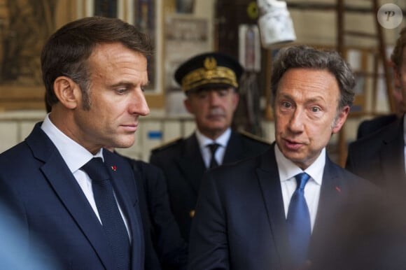 Emmanuel Macron et Stéphane Bern - Déplacement du président de république, Emmanuel Macron à l'occasion de la 41ème édition des journées européennes du patrimoine à Chartres, visite des ateliers de la Maison Lorin maitre verrier - Chartres le 20 septembre 2024. © Arnaud Hebert / Pool / Bestimage 