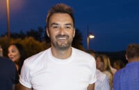 Cyril Lignac mène la vie de rêve avec Déborah à St-Tropez, il dévoile son nouveau bébé situé au coeur du village