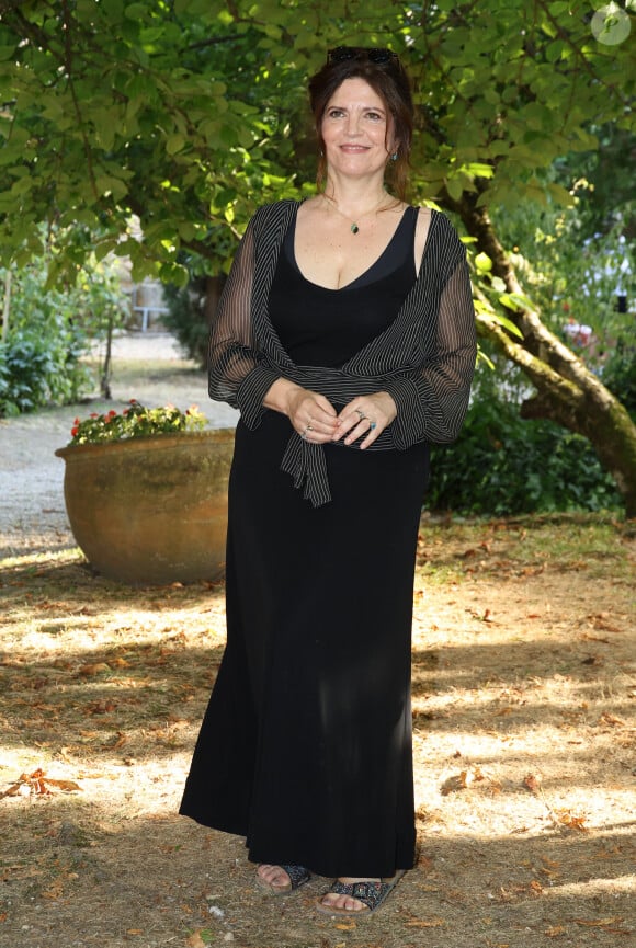 Agnès Jaoui - Photocall du film "La vie de ma mère" lors de la 16ème édition du festival du film francophone (FFA) à Angoulême le 24 août 2023. © Coadic Guirec / Bestimage 