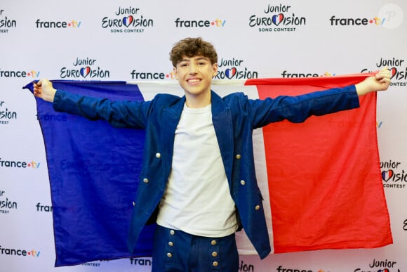 Exclusif - Conférence de presse de Titouan, jeune chanteur de 14 ans, Quimpérois, qui représentera la France avec son titre ''Comme ci, comme ça'' lors de la prochaine édition du concours de l'Eurovision Junior 2024 qui se déroulera à Madrid en Espagne, le 16 novembre prochain, en direct su France 2. Prise de vue à Quimper, France, le 16 octobre 2024. © Laetitia Notarianni/Bestimage