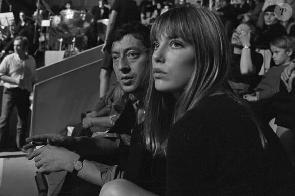 Archives - En France, à Paris, Serge Gainsbourg et Jane Birkin sur le plateau le 1 novembre 1968.