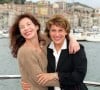 Jusqu'à sa mort en 2023, la photographe Gabrielle Crawford fut l'une de ses amies les plus proches.
Jane Birkin et Gabrielle Crawford - représente le documentaire sur sa vie et sa musique au MIP-TV 2001 - Cannes.