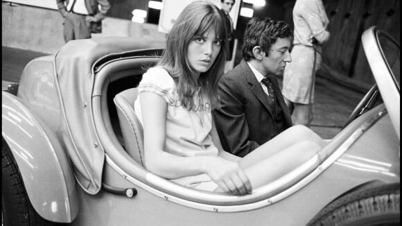 "Si jalouse et en même temps..." : Jane Birkin, ses rapports complexes avec les hommes évoqué