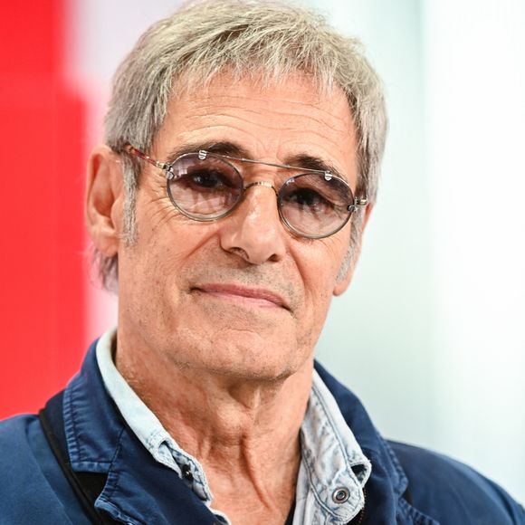 Exclusif - Gérard Lanvin - Enregistrement de l'émission Vivement dimanche, présentée par M.Drucker et diffusée le 13 octobre 2024 sur France 3. © Guillaume Gaffiot / Bestimage 