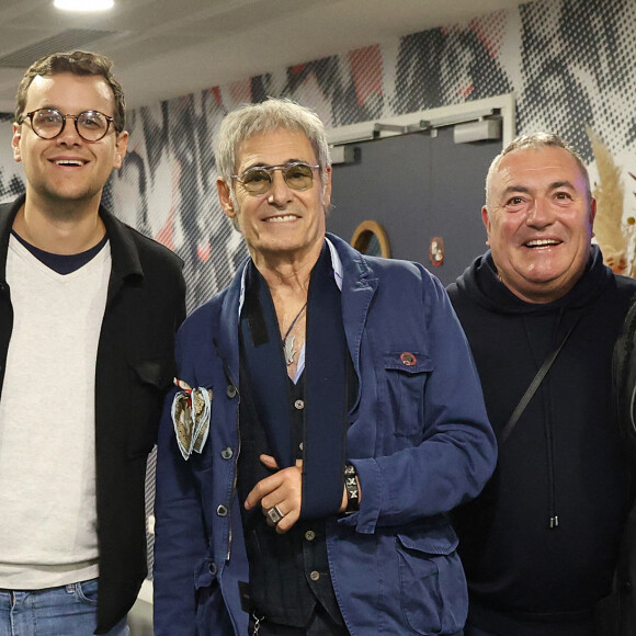 Exclusif - Guy Stephan, Pierre Louis Arnal, Olivier Delbosc, Gerard Lanvin, Fabien Onteniente, Tamara Marthe aka Shy'm, Didier Deschamps et Philippe Diallo lors de la présentation du film "4 Zéros" aux joueurs de l'équipe de France à Clairefontaine © Alain Guizard/ABACAPRESS.COM
