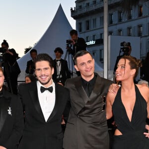 François Civil, Raphaël Quenard, Adèle Exarchopoulos - Descente des marches du film " L'amour ouf " lors du 77ème Festival International du Film de Cannes, au Palais des Festivals à Cannes. Le 23 mai 2024 © Bruno Bebert / Bestimage