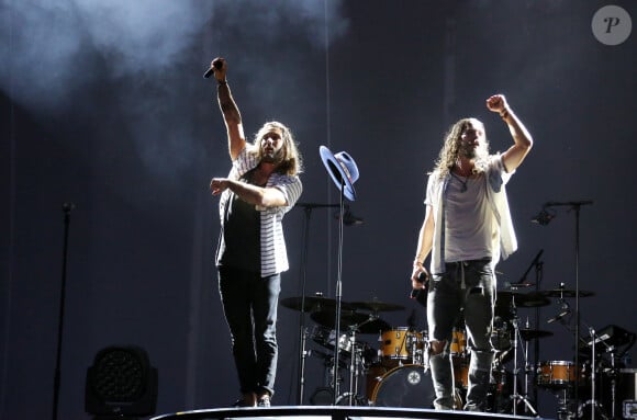 Concert d'adieu du groupe "Frero Delavega" (Jeremy Frerot et Florian Delavega) à Bordeaux. Le 10 juin 2017 © Patrick Bernard-Quentin Salinier / Bestimage 