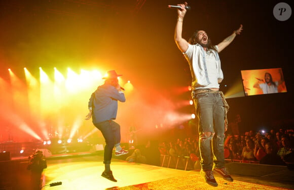 Fréro Delavega (Jérémy Frérot et Florian Delavega) lors de leur dernier concert parisien de la tournée avant séparation à l'AccorHotels Arena à Paris, France, le 7 avril 2017. © Veeren/Bestiamge