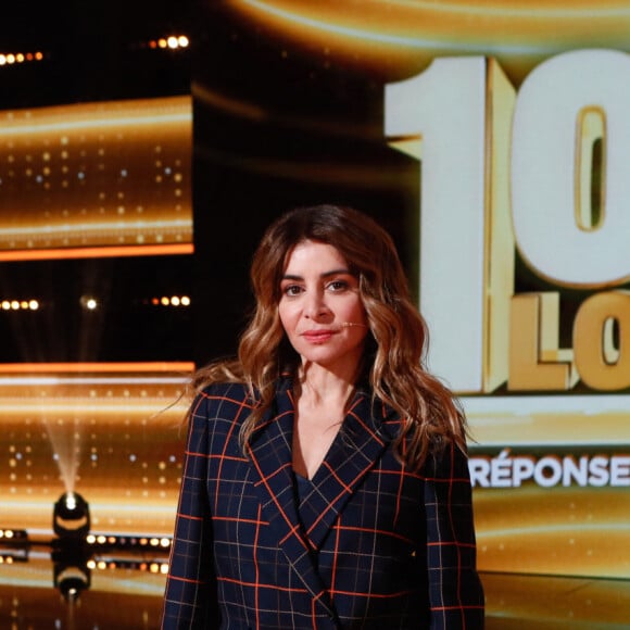 Exclusif - Julie Zenatti - Enregistrement de l'émission "100% Logique", présentée par C.Féraud et diffusée le 26 octobre sur France 2 © Christophe Clovis / Bestimage