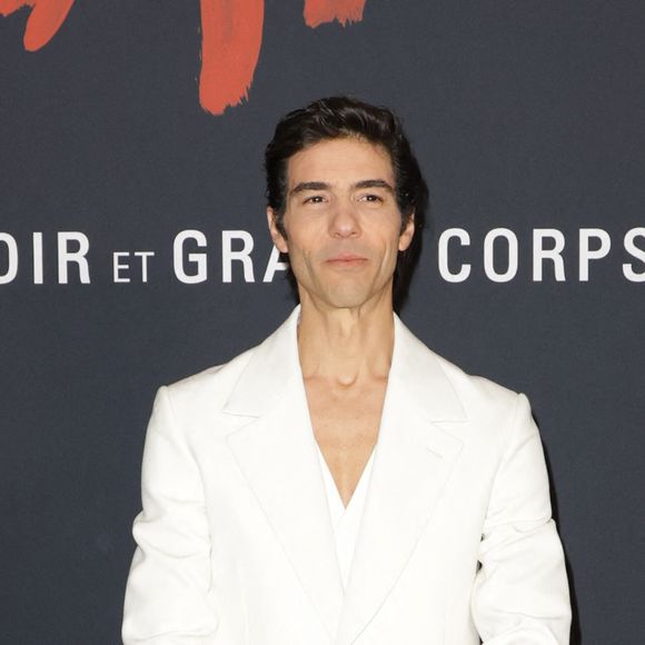 Tahar Rahim était lui aussi présent 
Tahar Rahim lors de l'avant-première du film "Monsieur Aznavour" au cinéma Le Grand Rex à Paris le 22 octobre 2024. © Coadic Guirec / Bestimage