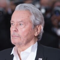 Alain Delon comme on le connaît peu, il a tenu des propos très personnels auprès d'une star : "Je pense qu'il avait peur que..."