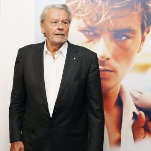 Exclusif - Alain Delon donne une master class au 72ème Festival du Film de Cannes alors qu'il s'apprête à recevoir une Palme d'Or d'honneur pour l'ensemble de sa carrière, Cannes, le 19 mai 2019. ©Denis Guignebourg/BestIlmage