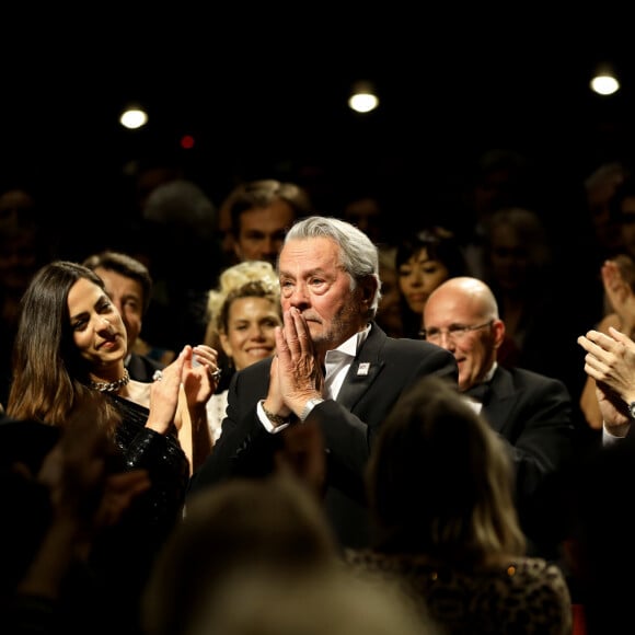 Alain Delon et sa fille Anouchka - Remise de sa Palme d'Honneur lors du 72ème Festival International du Film de Cannes. On may 19th 2019 © Jacovides-Moreau / Bestimage 