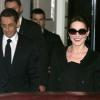 Nicolas Sarkozy et Carla Bruni quittent leur hôtel à New York, le Carlyle, en route pour l'université de Columbia le 29 mars 2010