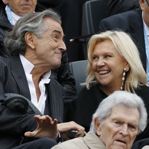 Le philosophe Bernard-Henri Levy assiste à la 1/2 finale des Internationaux de France de tennis BNP Paribas 2016 au stade Roland-Garros, Paris, France, le 3 juin 2016. Photo par Henri Szwarc/ABACAPRESS.COM