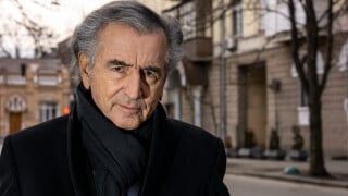 Appartement parisien, ex-maison de Delon, villas en Provence et au Maroc, Bernard-Henri Lévy et son patrimoine immobilier