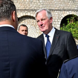 Les "résultats de l'analyse" seront connus "d'ici quelques semaines"
Le Premier ministre Michel Barnier et le ministre de l'Intérieur Bruno Retailleau rencontrent des policiers et des douaniers français lors d'une visite sur le thème des contrôles aux frontières et de la lutte contre l'immigration clandestine, aux postes frontières de Saint-Louis et de Saint-Ludovic, postes frontières entre la France et l'Italie, à Menton, France, le 18 octobre 2024. © Bruno Bebert/Bestimage 