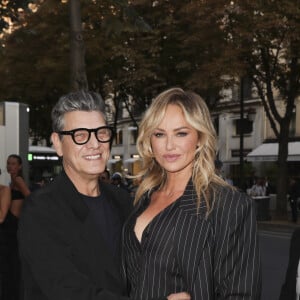 Marc Lavoine et sa compagne Adriana Karembeu arrivant au "Concerto pour la Paix" organisé par Omar Harfouch au Théâtre des Champs Élysées à Paris, France, le 18 Septembre 2024. © Perusseau / Tribeca / Bestimage