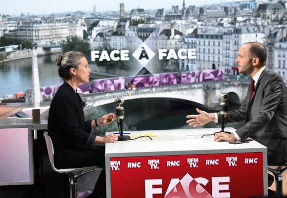 Lucie Castets interviewée par Thomas Soulié sur RMC/BFMTV à Paris, le 25 juillet 2024. Photo by Alain Apaydin/ABACAPRESS.COM