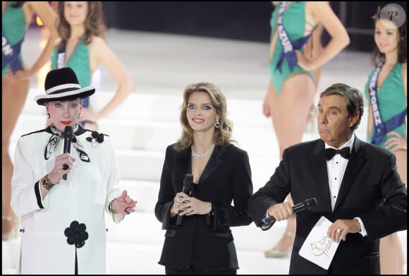 Geneviève de Fontenay, Sylvie Tellier et Jean-Pierre Foucault - Election Miss France 2009.