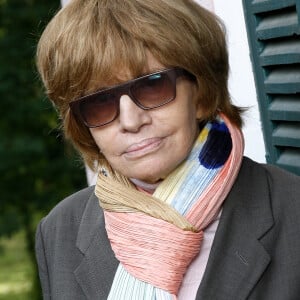 Nadine Trintignant pose lors de la 18e séance annuelle de dédicaces de 'Foret Des Livres' à Chanceaux-Pres-Loches, près de Tours, France, le 25 août 2013. Photo par VIM/ABACAPRESS.COM