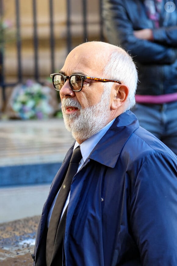 Gérard Jugnot - Sortie des Obsèques de Michel Blanc en l'église Saint-Eustache à Paris, le 10 octobre 2024. © Moreau / Jacovides / Bestimage