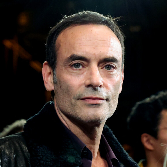 Anthony Delon à Douchy avec un être cher au coeur de son père
 
Anthony Delon - Pour la séance de clôture de la 16ème édition du Festival Lumière de Lyon, un hommage tout particulier a été rendu à l'acteur Alain Delon en projetant "Plein Soleil" de René Clément. Pour l'occasion Vincent Lindon a prononcé un discours en présence de Anthony Delon, qui, sous le coup de l'émotion, a fondu en larmes pendant l'évocation de son père. C'est la première fois, depuis sa disparition, qu'un hommage était rendu en public à Alain Delon, au Halle Tony Garnier, à Lyon, France. © Dominique Jacovides/Bestimage