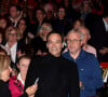 Jour du Ciné-concert symphonique "Alain Delon, le dernier Samouraï" au palais des congrès à Paris
Exclusif - Anthony Delon (assailli par les fans à l'entracte) lors de la soirée hommage Ciné-concert symphonique "Alain Delon, le dernier Samouraï" au palais des congrès à Paris le 8 novembre 2024 le jour de son anniversaire. Pour cette soirée, le chef d'orchestre Vahan Mardirossian a dirigé l'orchestre symphonique de Douai. © Jacovides / Moreau / Bestimage 