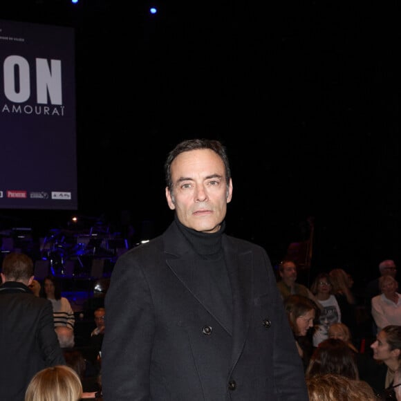 Exclusif - Anthony Delon lors de la soirée hommage Ciné-concert symphonique "Alain Delon, le dernier Samouraï" au palais des congrès à Paris le 8 novembre 2024 le jour de son anniversaire. Pour cette soirée, le chef d'orchestre Vahan Mardirossian a dirigé l'orchestre symphonique de Douai. © Moreau / Jacovides / Bestimage 