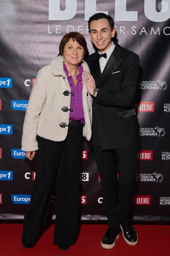 Exclusif - Jordan de Luxe et sa mère au photocall de la soirée Ciné-concert symphonique "Alain Delon, le dernier Samouraï" au Palais des congrès à Paris le 8 novembre 2024 le jour de son anniversaire. © Jacovides / Moreau / Bestimage 