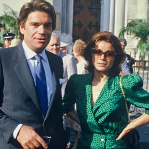 Elle a fait quelques confidences sur sa veuve Dominique dans son nouvel ouvrage "Tapie, comme Bernard"
Archives : Dominique Tapie et sa femme Dominique