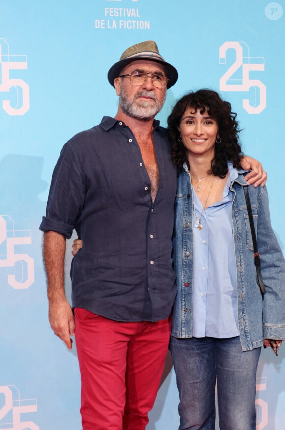 Eric Cantona et Rachida Brakni - Photocall de la série "Brigade anonyme" lors de la 25ème édition du Festival de la fiction de la Rochelle le 13 septembre 2023. © Denis Guignebourg / Bestimage