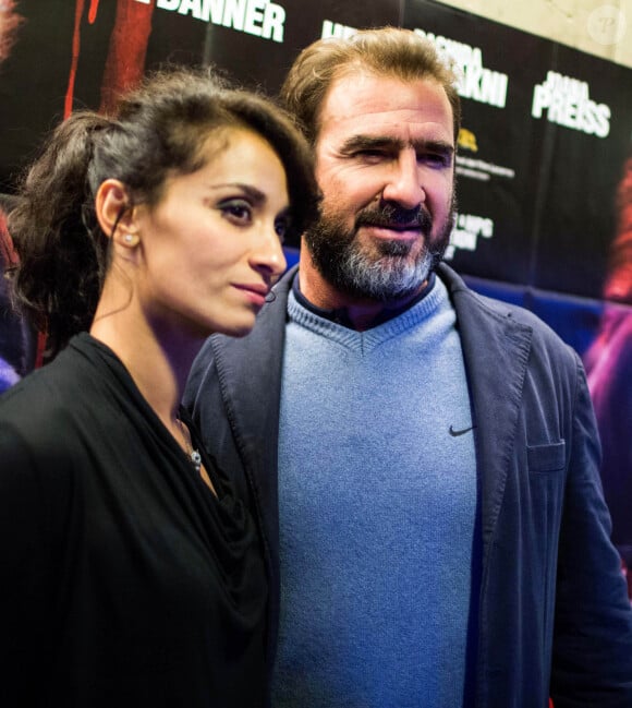 "Un vrai rebelle qui s'est battu pour l'indépendance de l'Algérie", a-t-il dit de Rachid Makhloufi

Eric Cantona et Rachida Brakni - Avant premiere du film "les mouvements du bassin" au mk2 quai de seine a Paris le 25 Septembre 2012.