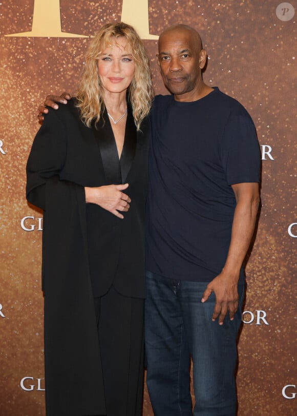 Denzel Washington et Connie Nielsen ont illuminé le tapis rouge aux côtés de nombreuses personnalités françaises
Connie Nielsen et Denzel Washington lors de l'avant-première du film "Gladiator 2" au cinéma Pathé Palace à Paris le 10 novembre 2024. © Coadic Guirec / Bestimage 