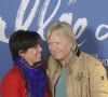 Le musicien a récemment dû annuler deux concerts
Renaud et sa femme Cerise (Christine Marot) lors de l'avant-première du film "La vallée des fous" au Pathé Wepler à Paris le 12 novembre 2024. © Jack Tribeca / Bestimage