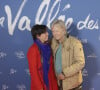 Ses fans se sont donc inquiétés au sujet de son état de santé
Renaud et sa femme Cerise (Christine Marot) lors de l'avant-première du film "La vallée des fous" au Pathé Wepler à Paris le 12 novembre 2024. © Jack Tribeca / Bestimage