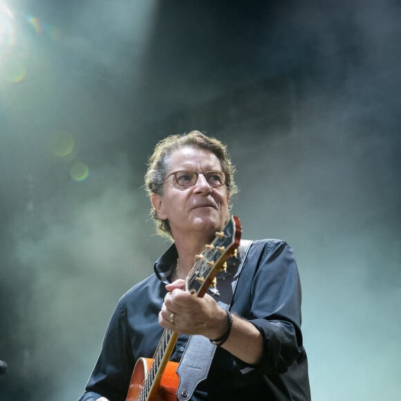 Francis Cabrel se produit en concert au Paléo Festival de Nyon, en Suisse, le 21 juillet 2016. Photo par Loona/ABACAPRESS.COM