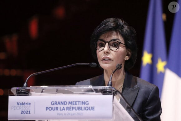 Avec un autre grand nom 
Rachida Dati lors d'un meeting au Cirque d'Hiver, à Paris, le 24 juin 2021, avant le second tour des élections régionales. © Stéphane Lemouton / Bestimage