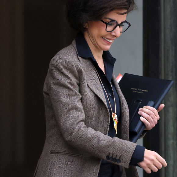 Le ministre de la culture, Rachida Dati à la sortie du conseil des ministres, au palais de l'Elysée, à Paris, le 13 novembre 2024. © Stéphane Lemouton / Bestimage 