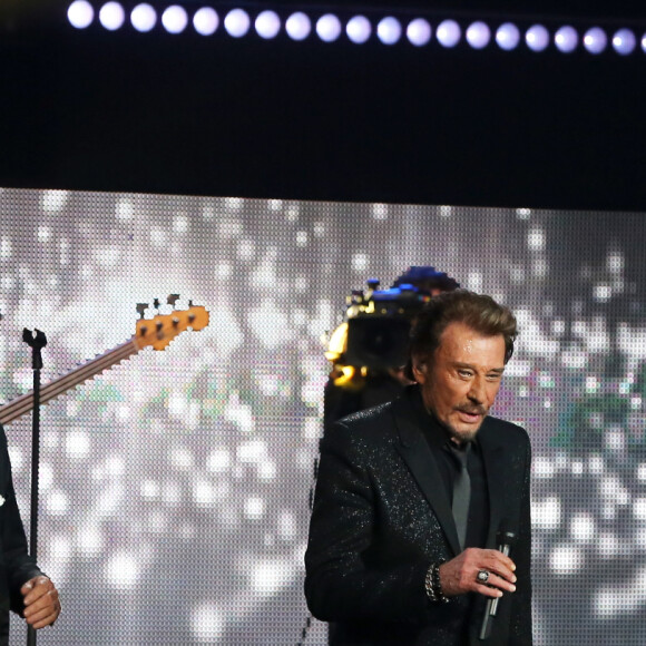 Exclusif - Eddy Mitchell, Johnny Hallyday, Thomas Dutronc et Yarol Poupaud - Backstage de l'enregistrement de l'émission Spécial Johnny Hallyday, "Johnny, la soirée événement", qui sera diffusée sur TF1 en prime-time le 20 décembre. 