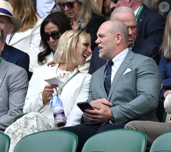 Le couple est aujourd'hui à la tête d'un pactole de 35 millions d'euros
Zara Tindall et Mike Tindall. © Alpha Press/Bestimage