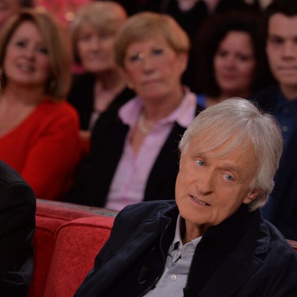 Après leur recontre en 1971, les deux hommes vont se marier, sous les conseils d'un célèbre animateur
Le chanteur Dave et Patrick Loiseau lors de l'enregistrement de Vivement Dimanche à Paris, France, le 23 février 2016. Photo par Max Colin/ABACAPRESS.COM