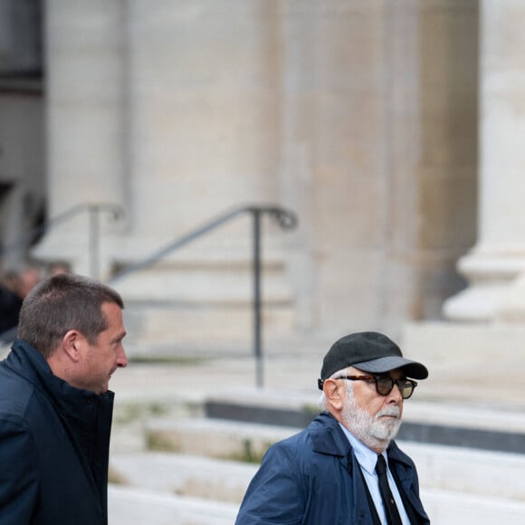 Gérard Jugnot lors de la cérémonie d'enterrement de l'acteur français Michel Blanc à l'église Saint Eustache à Paris, France, le 10 octobre 2024. Il est décédé le 4 octobre à la suite d'une crise cardiaque consécutive à un choc anaphylactique. Blanc était connu pour son rôle du célibataire maladroit Jean-Claude Dusse dans le film "Les Bronzés" de 1978. Photo par Florian Poitout/ABACAPRESS.COM