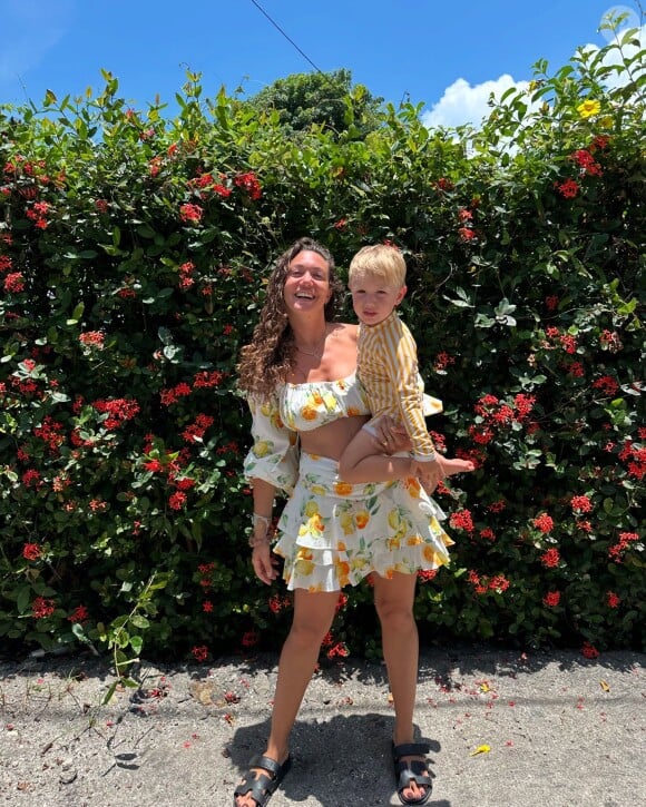 Louise Chabat et son fils sur Instagram