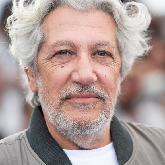 Alain Chabat assiste au photocall de L'Amour Ouf dans le cadre du 77e Festival international du film de Cannes à Cannes, France, le 24 mai 2024. Photo par Aurore Marechal/ABACAPRESS.COM
